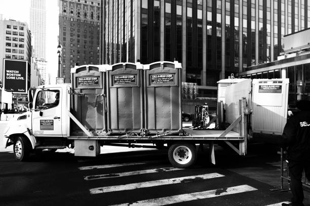 Best Affordable portable toilet rental  in Normandy Park, WA